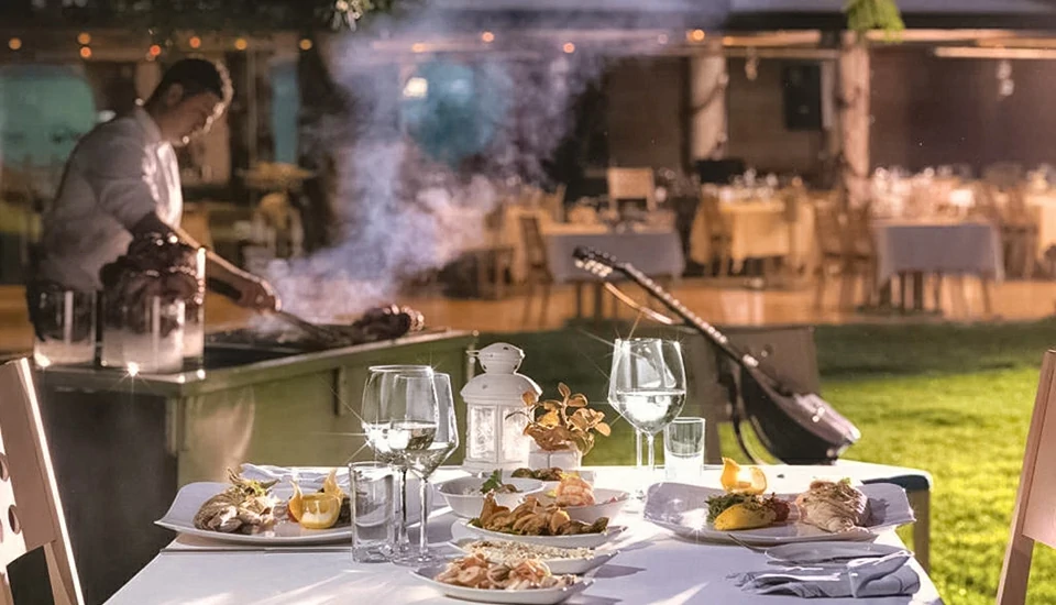 هتل سوئیس اوتل بویوک افس ازمیر